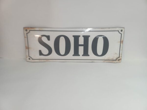 CHAPA SOHO 38X13 CM.